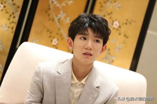 张艺兴吃瓜娱乐视频,揭秘娱乐圈幕后趣闻